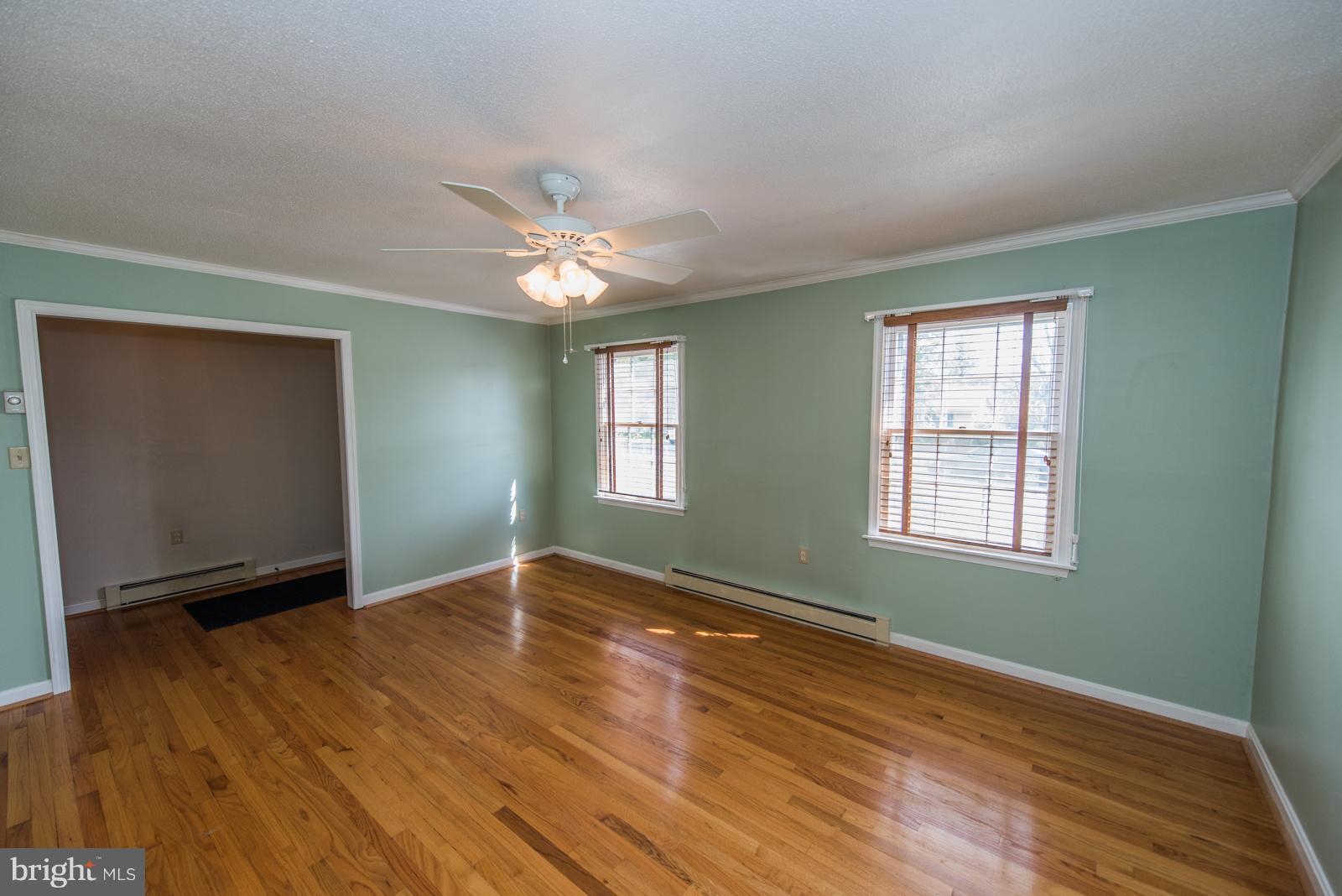 CHAPLINE'S CHOICE - Residential