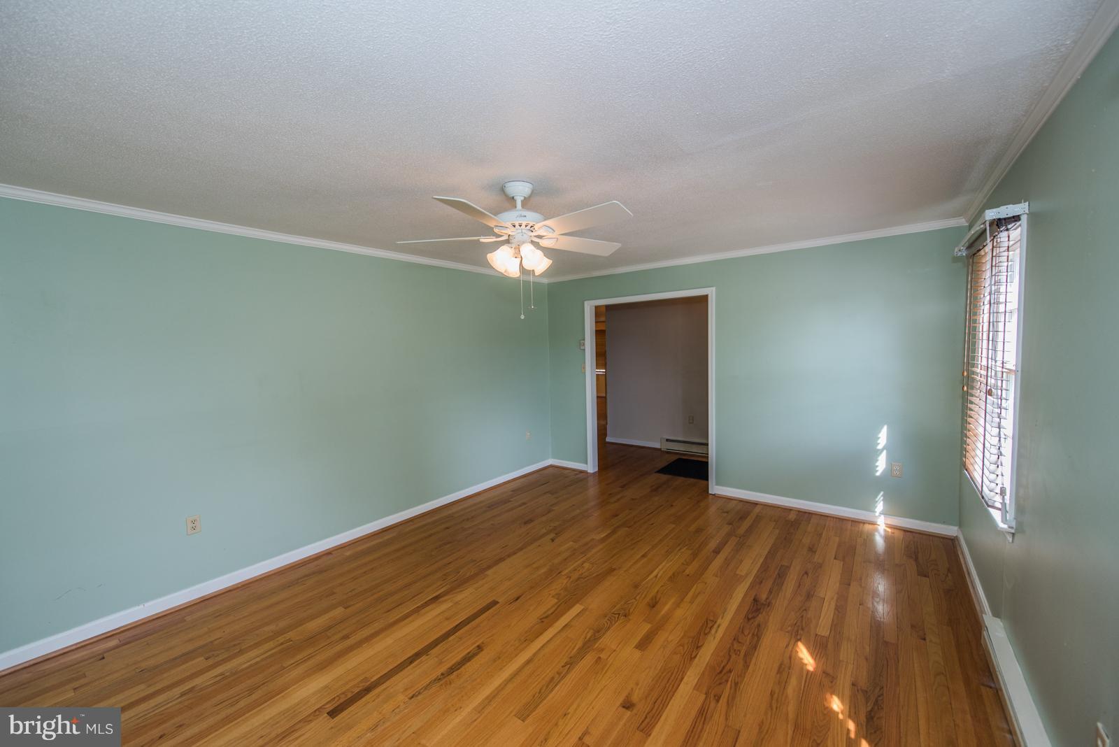 CHAPLINE'S CHOICE - Residential