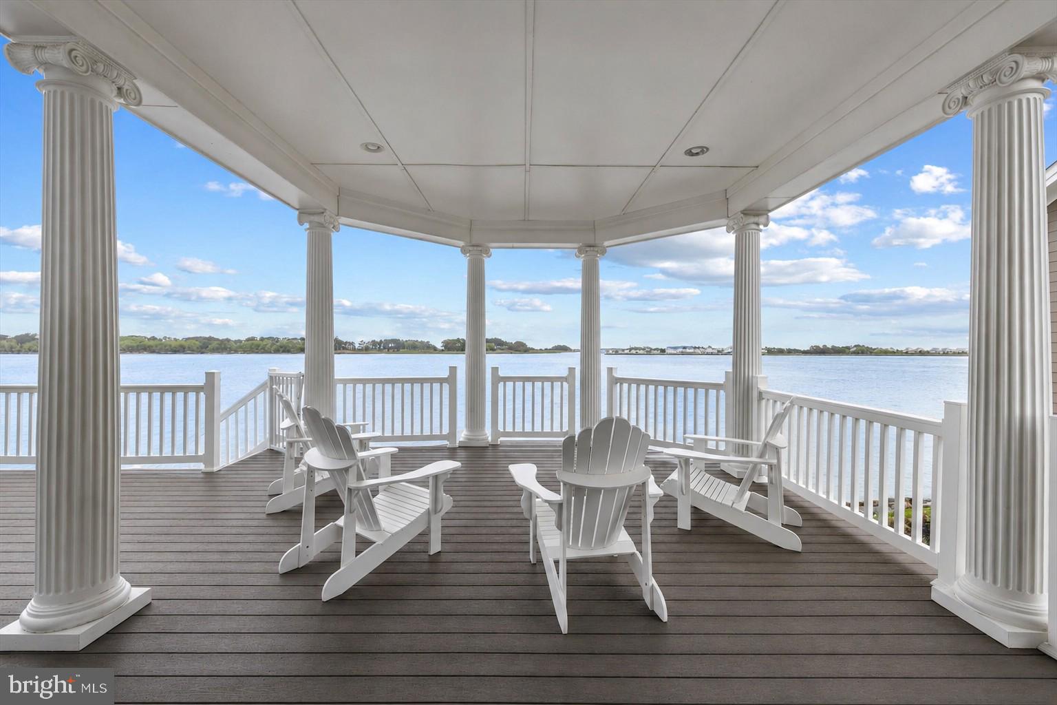 SOUTH SHORES - Residential