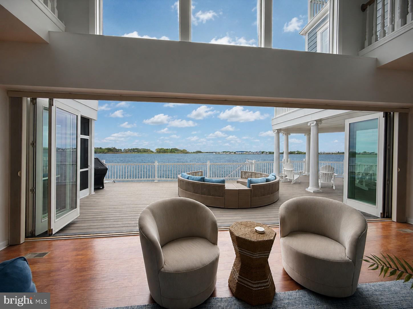 SOUTH SHORES - Residential