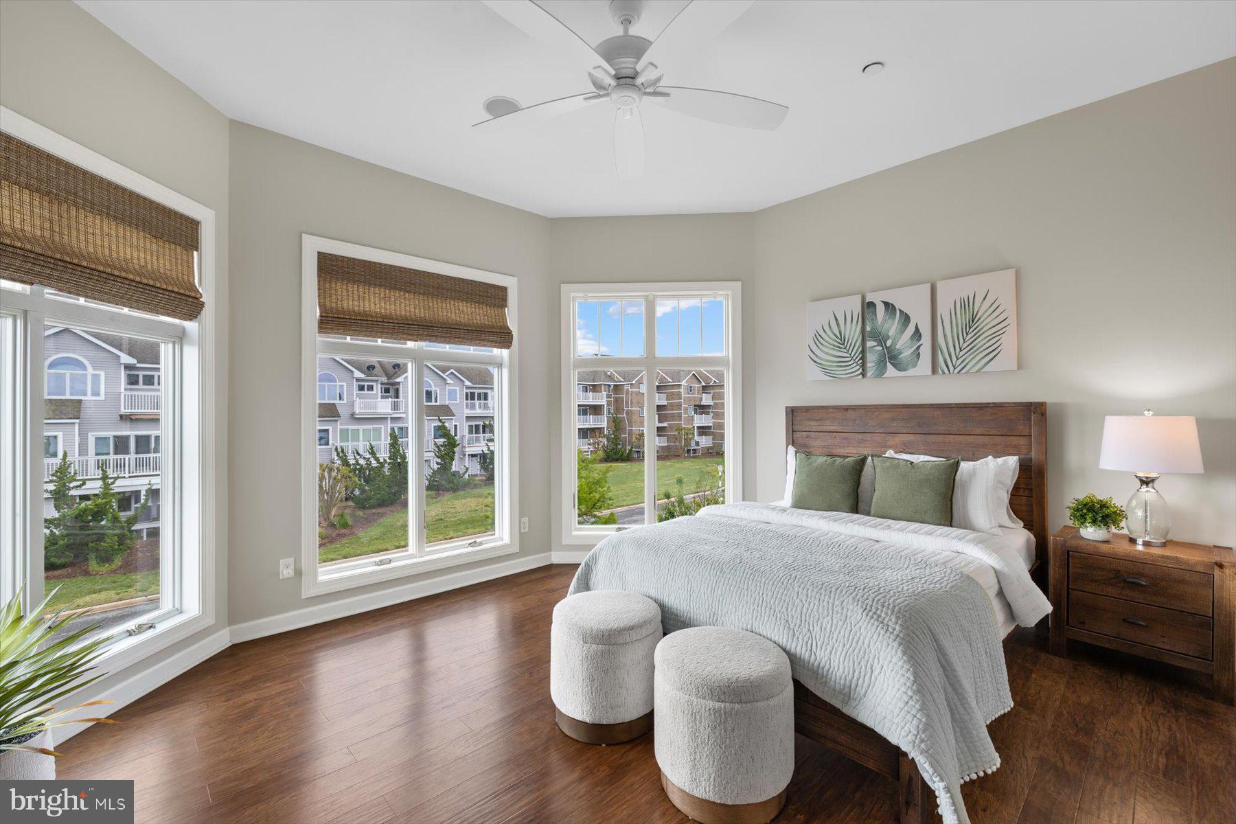 SOUTH SHORES - Residential