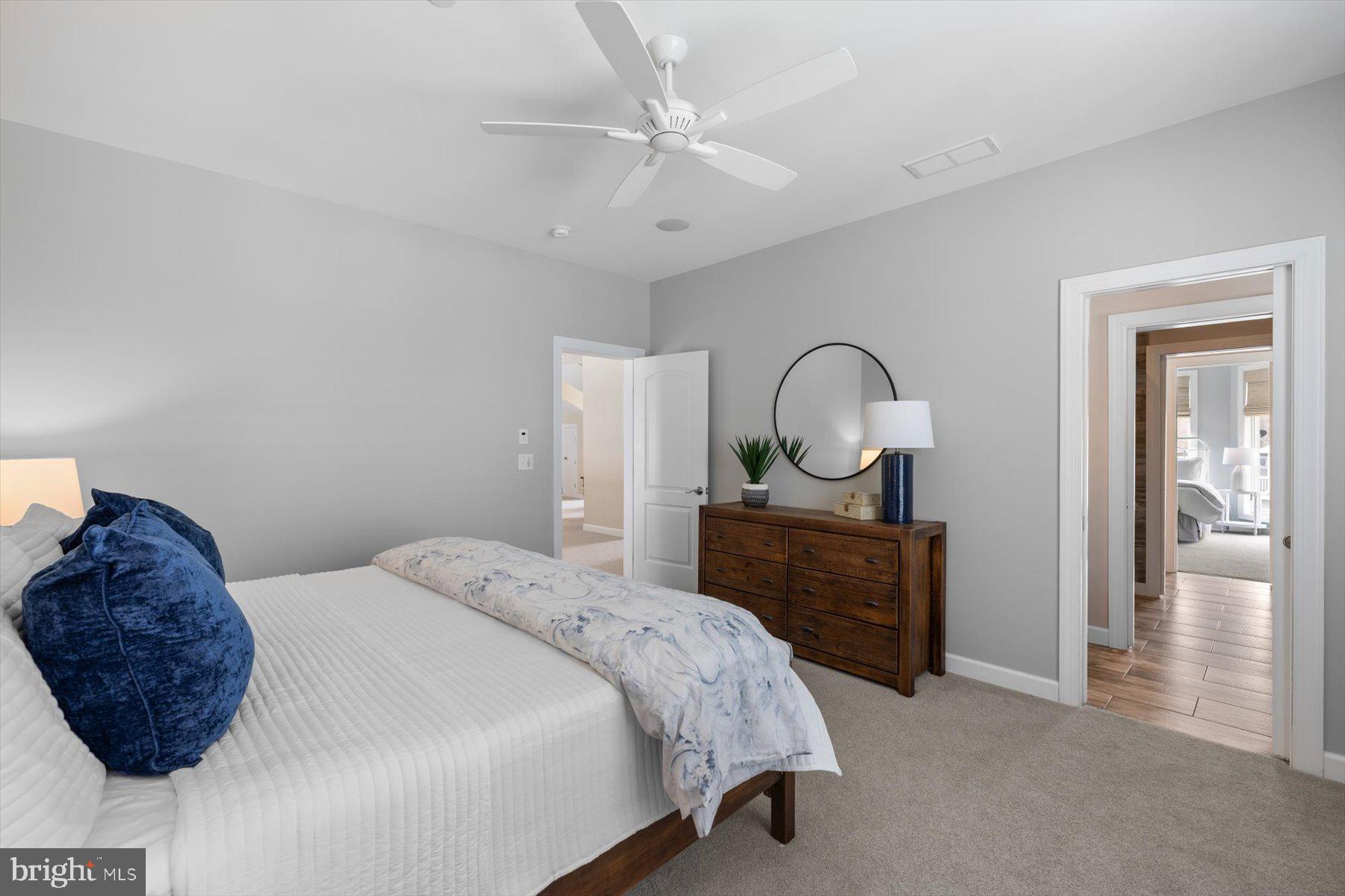 SOUTH SHORES - Residential