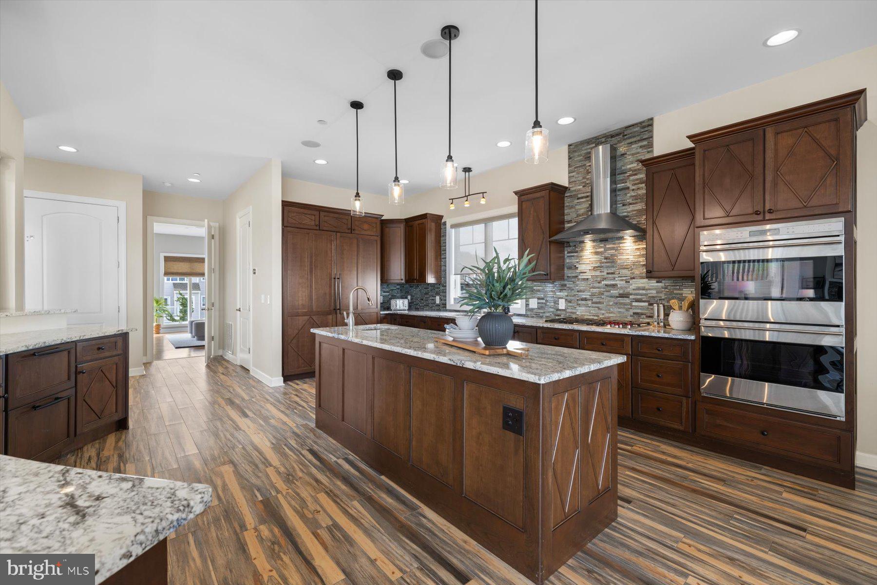 SOUTH SHORES - Residential