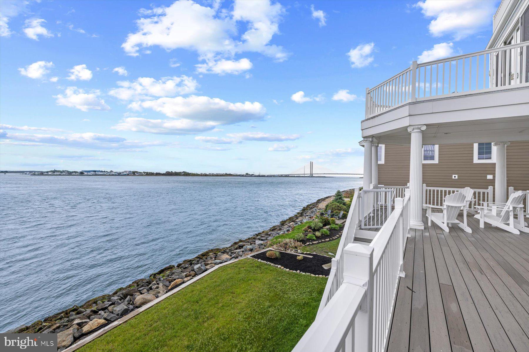 SOUTH SHORES - Residential