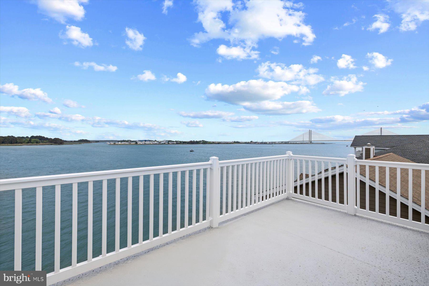 SOUTH SHORES - Residential