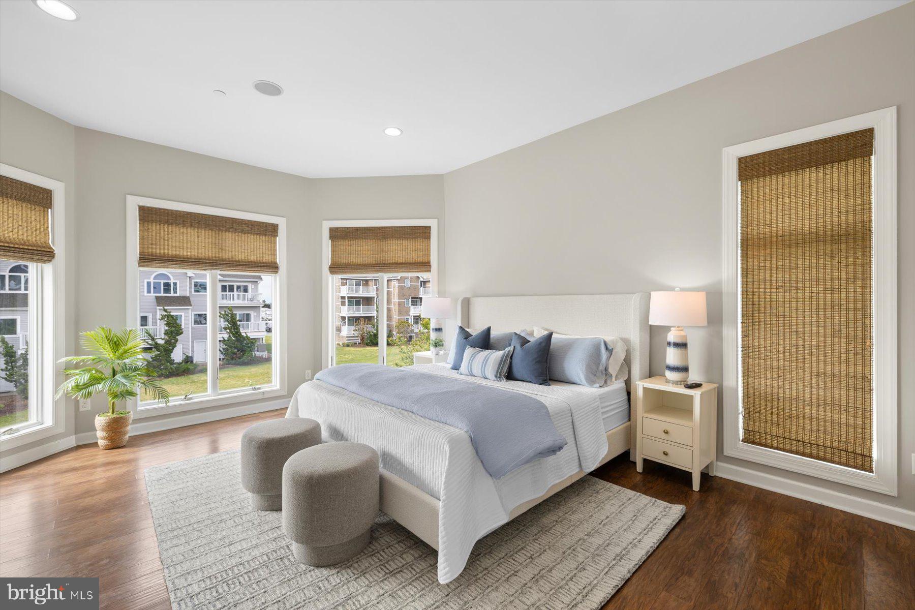 SOUTH SHORES - Residential