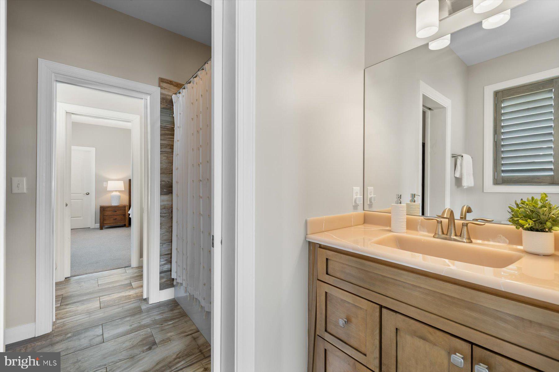 SOUTH SHORES - Residential