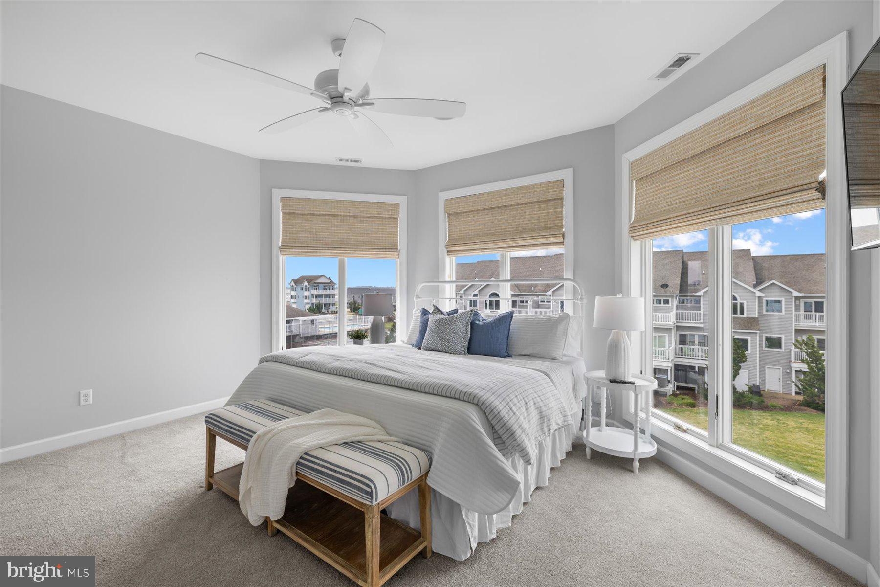 SOUTH SHORES - Residential