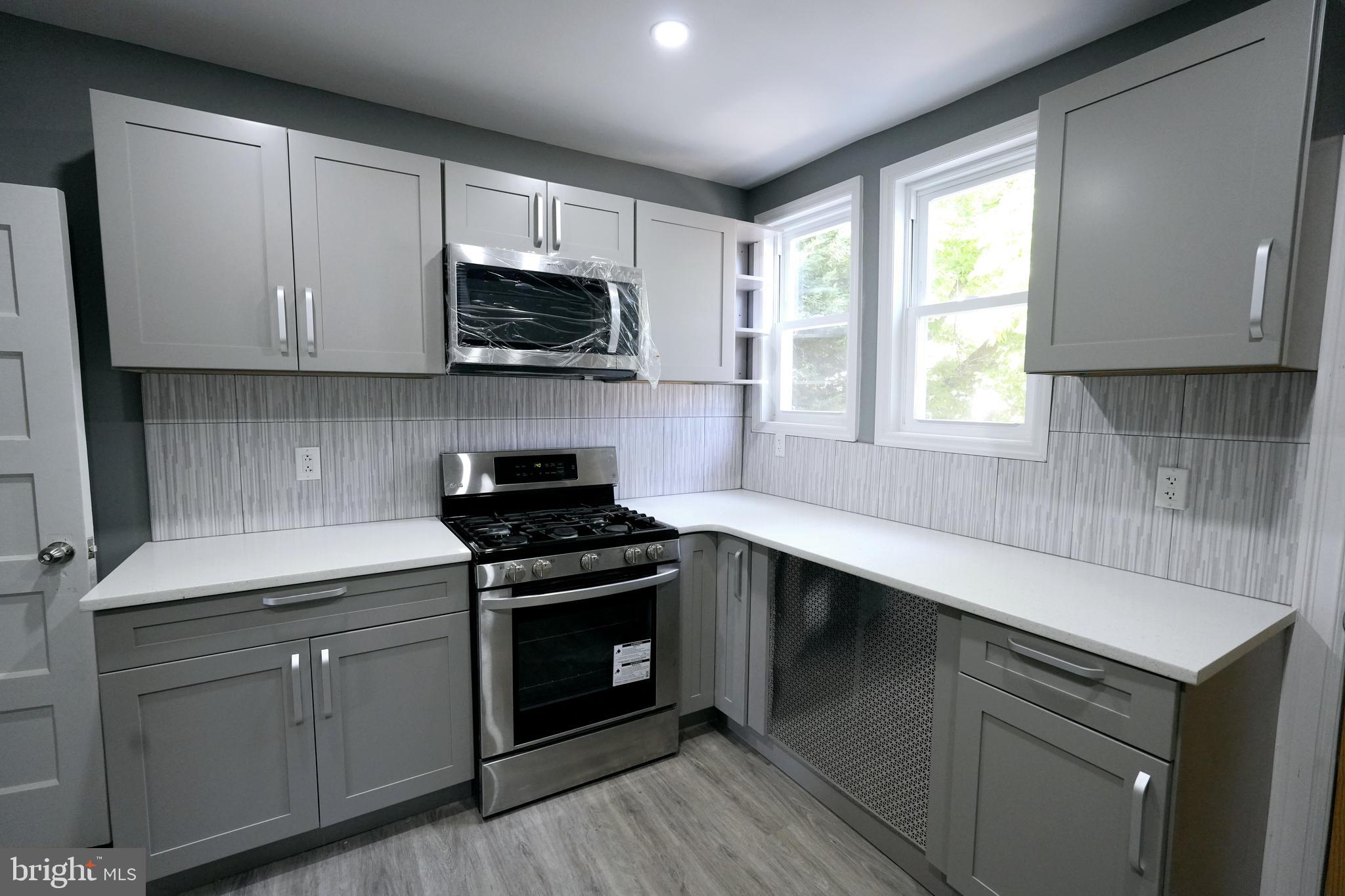 FRANKFORD - Residential