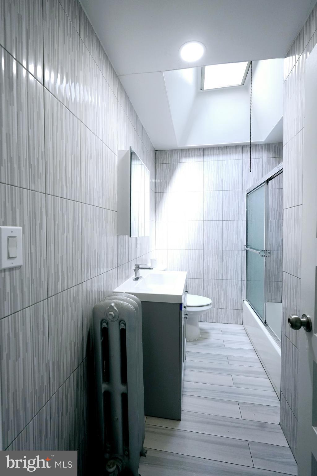 FRANKFORD - Residential