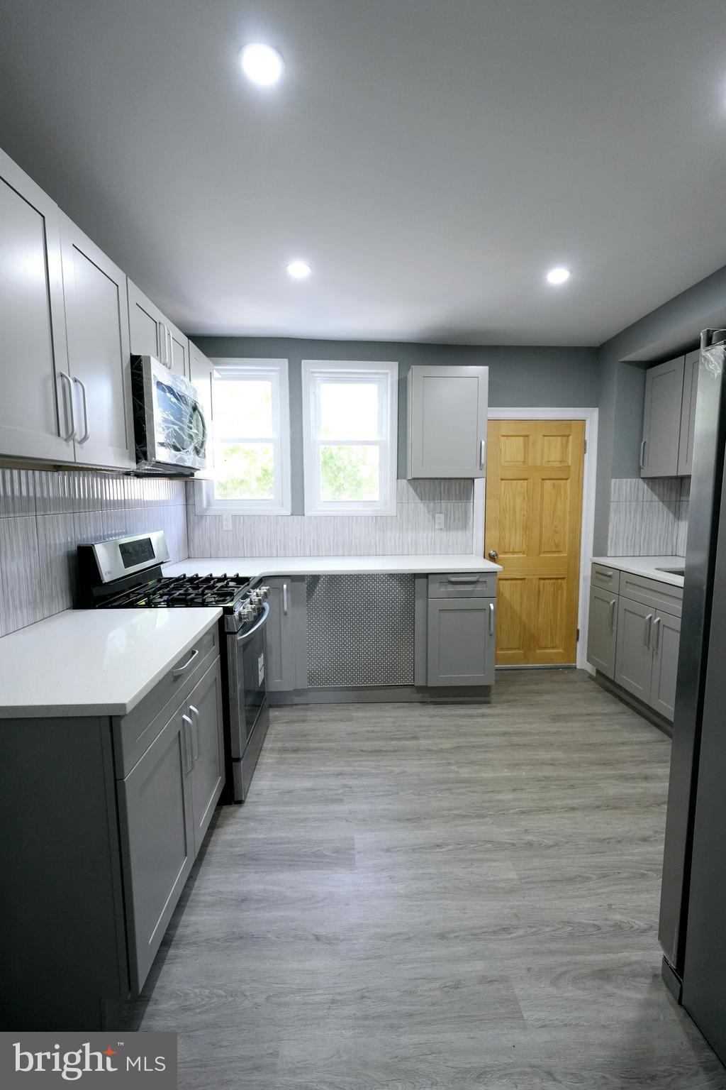 FRANKFORD - Residential