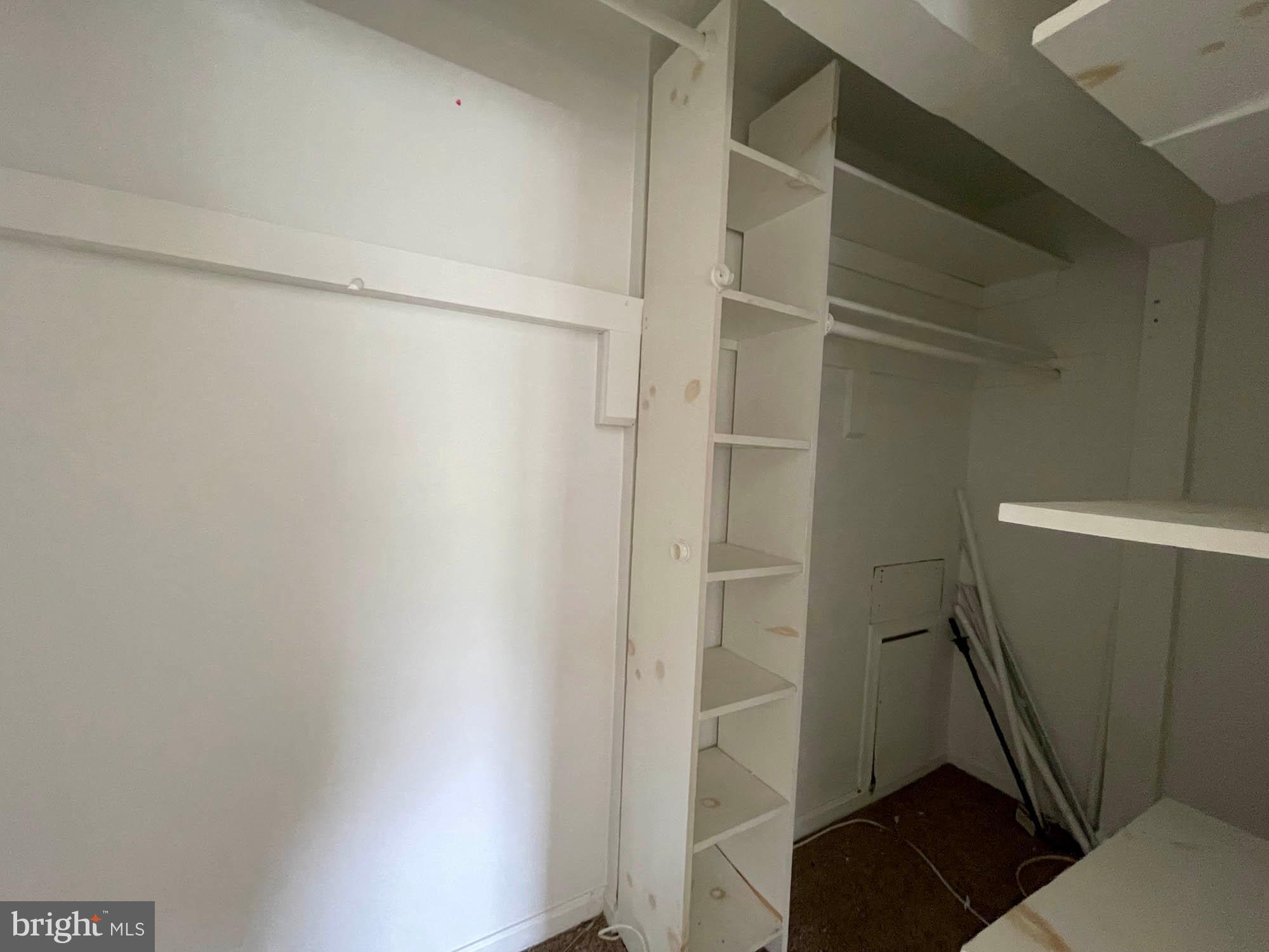 RESERVOIR HILL - Residential