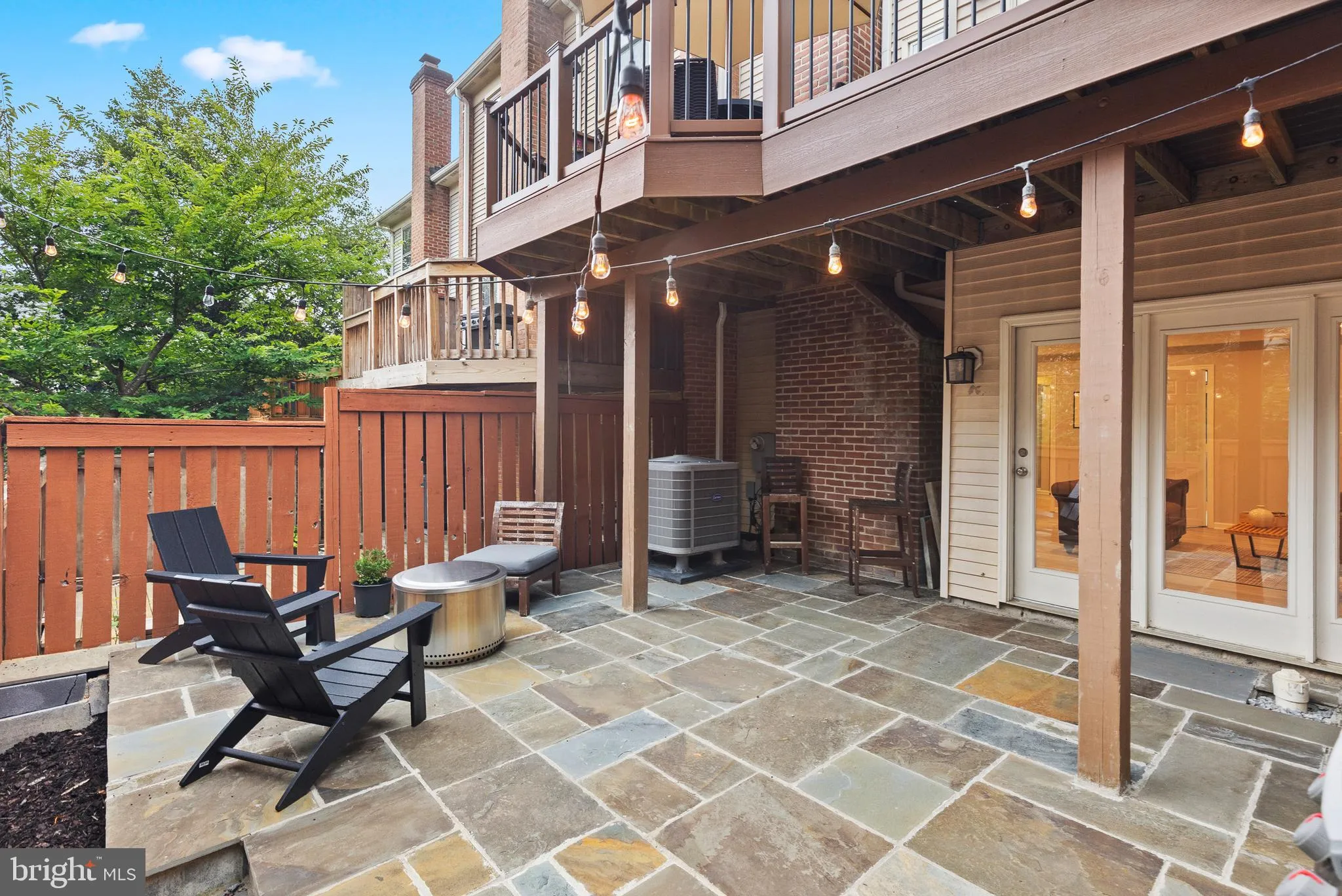 Springfield, Virginia 22150, United States, 3 Bedrooms Bedrooms, ,4 BathroomsBathrooms,Residential,Contingent,180092