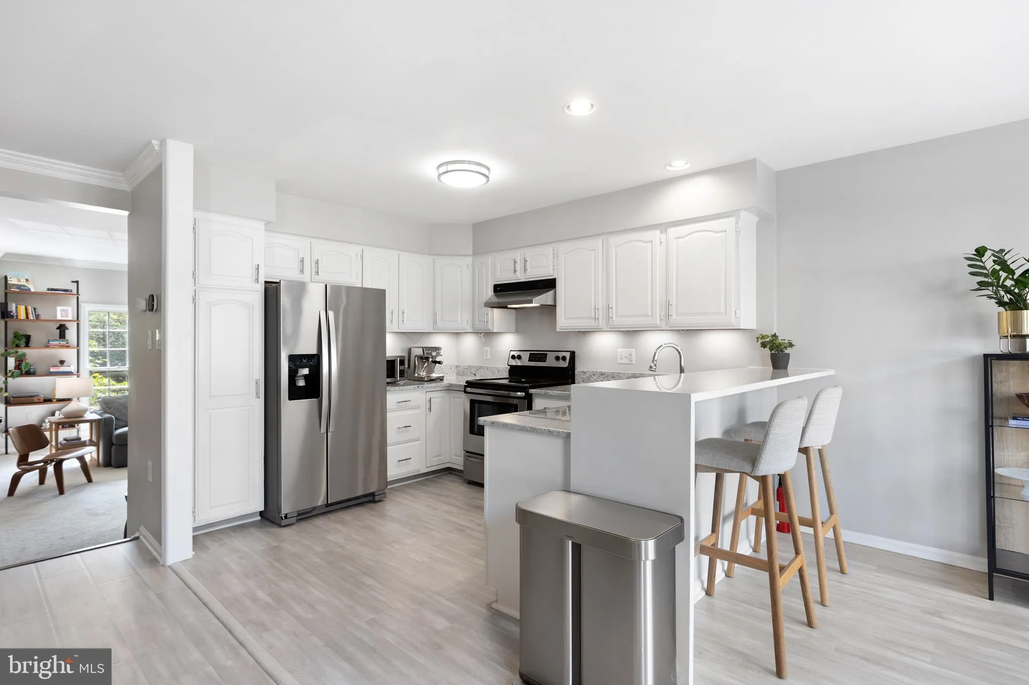 Springfield, Virginia 22150, United States, 3 Bedrooms Bedrooms, ,4 BathroomsBathrooms,Residential,Contingent,180092