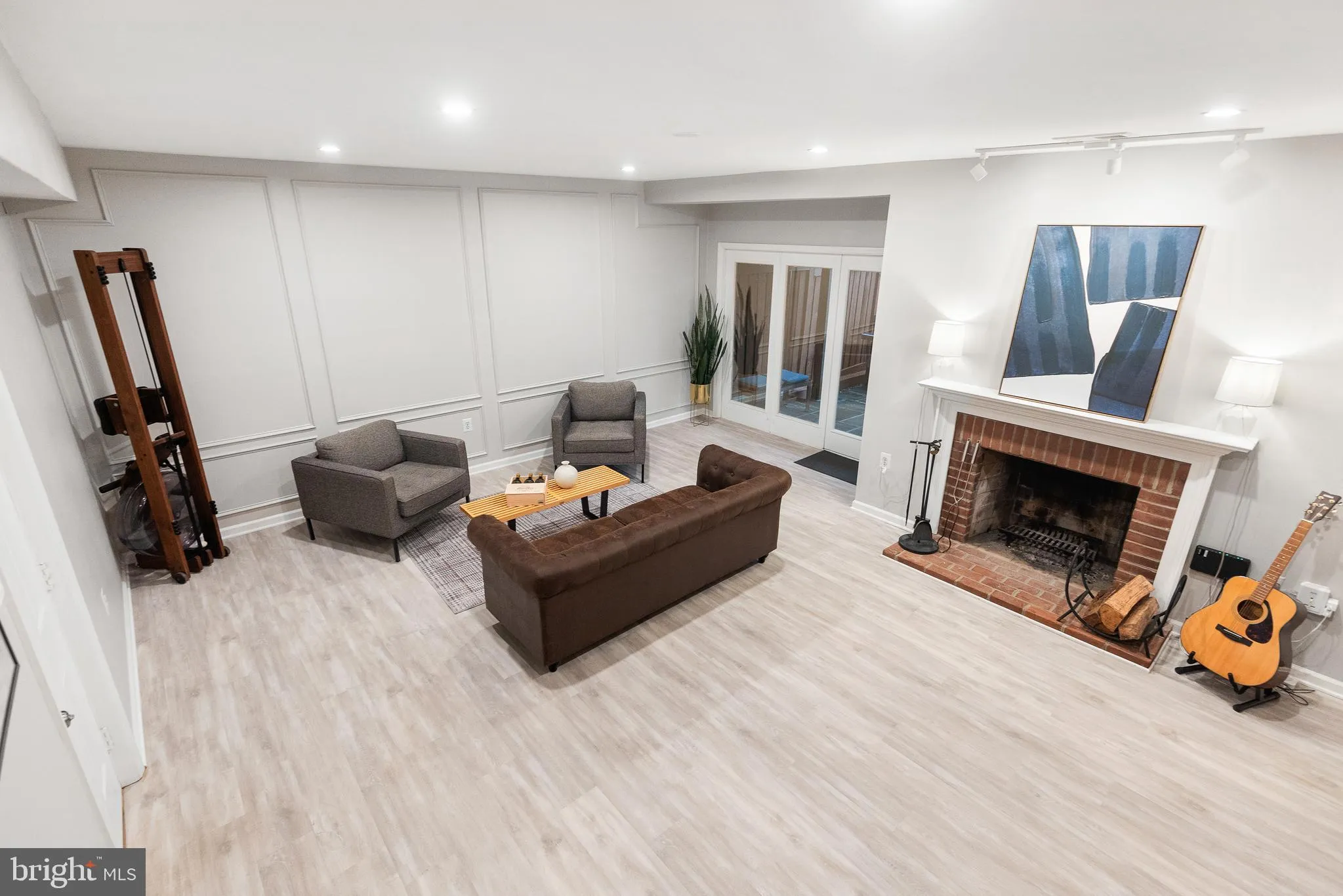 Springfield, Virginia 22150, United States, 3 Bedrooms Bedrooms, ,4 BathroomsBathrooms,Residential,Contingent,180092