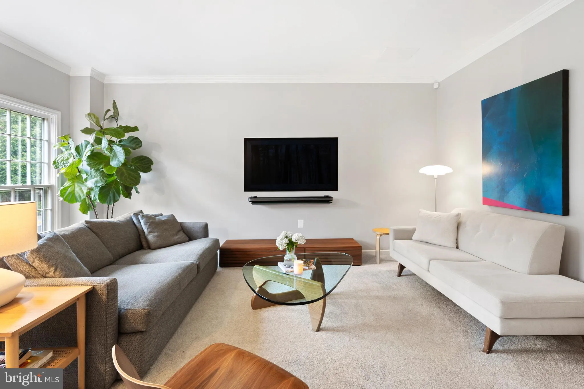 Springfield, Virginia 22150, United States, 3 Bedrooms Bedrooms, ,4 BathroomsBathrooms,Residential,Contingent,180092