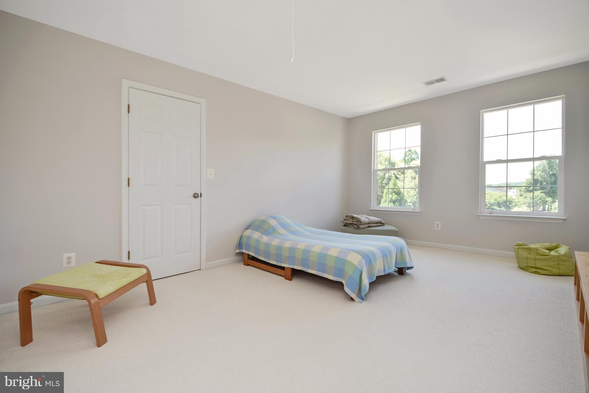 SWANS CREEK - Residential