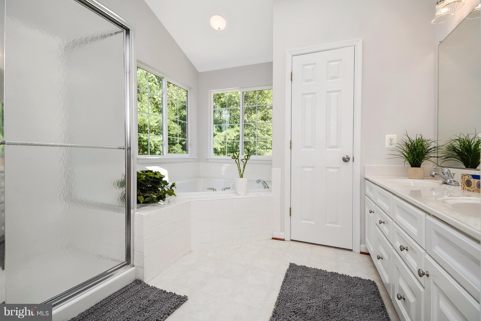 SWANS CREEK - Residential