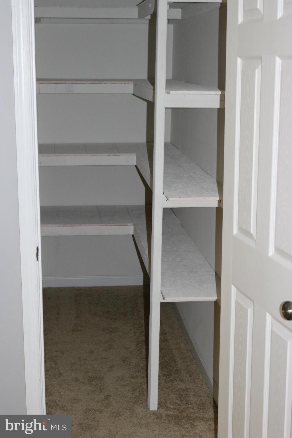 LITTLE RIVER COMMONS - Residential Lease