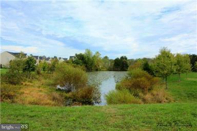 LITTLE RIVER COMMONS - Residential Lease