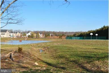 LITTLE RIVER COMMONS - Residential Lease