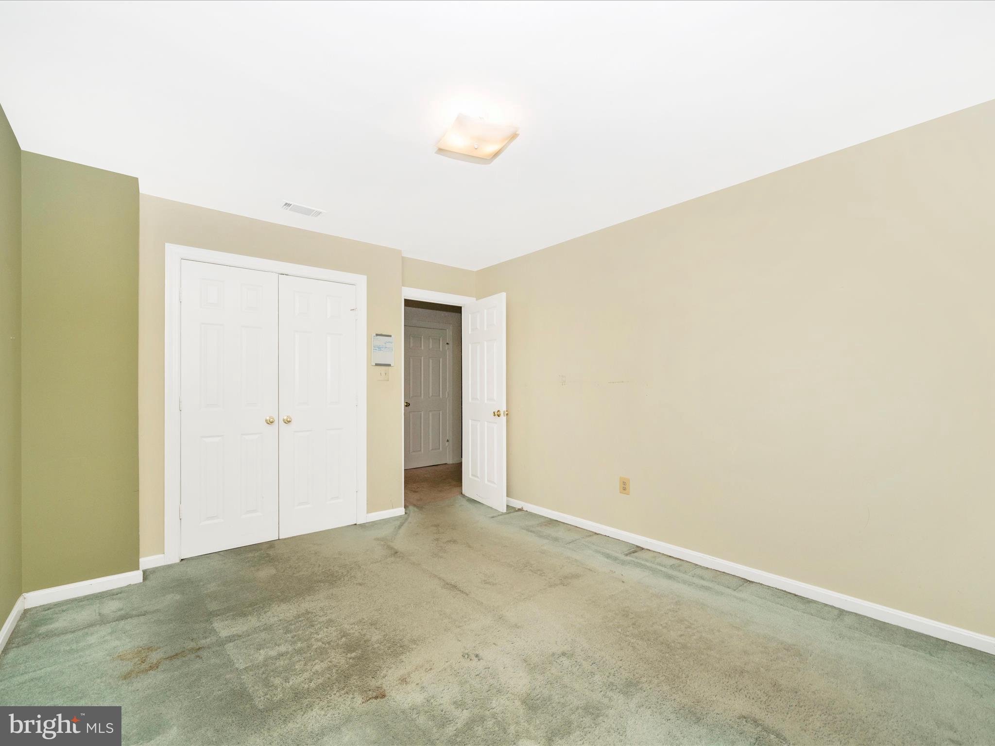 DERBYSHIRE - Residential