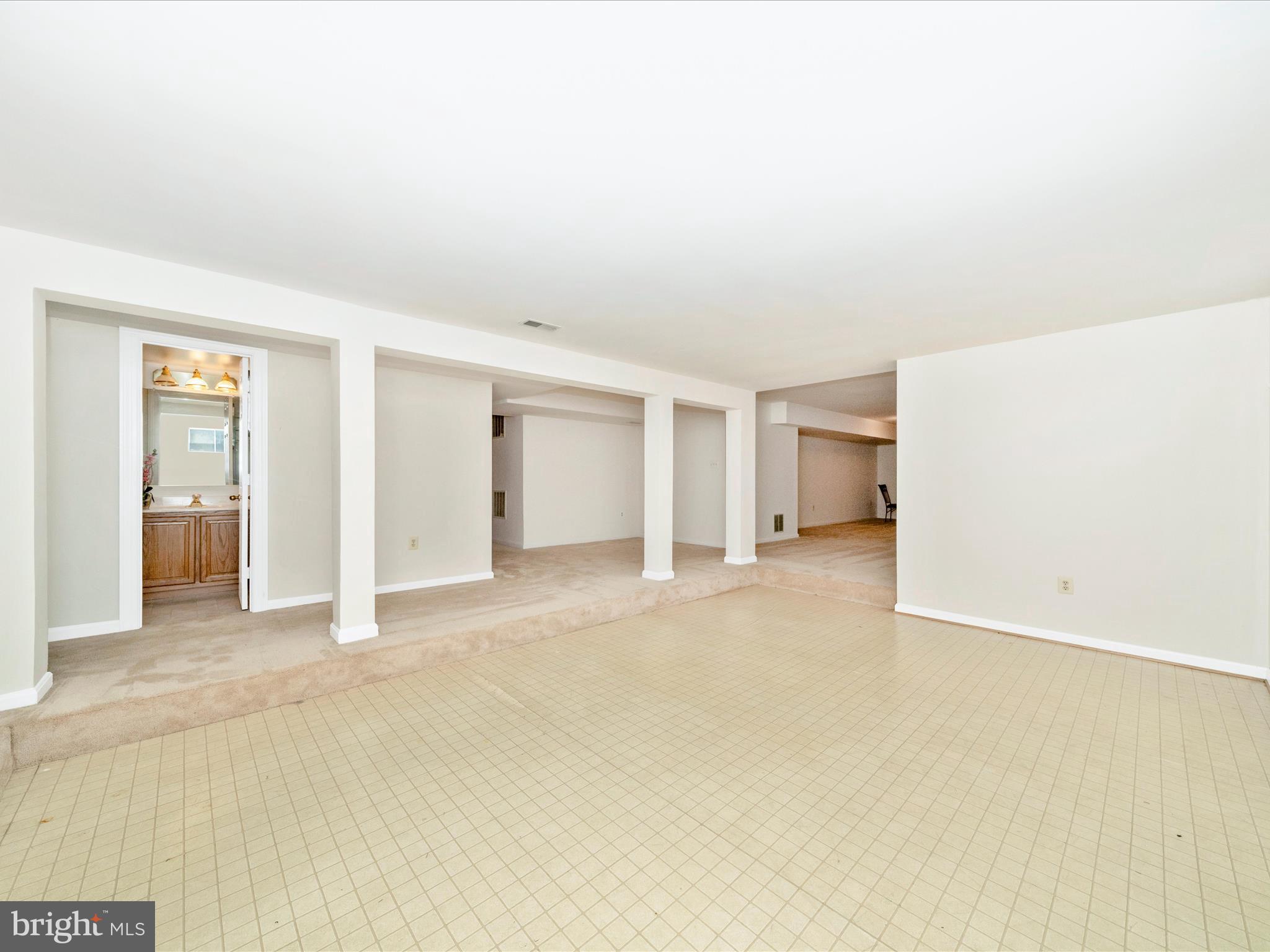 DERBYSHIRE - Residential