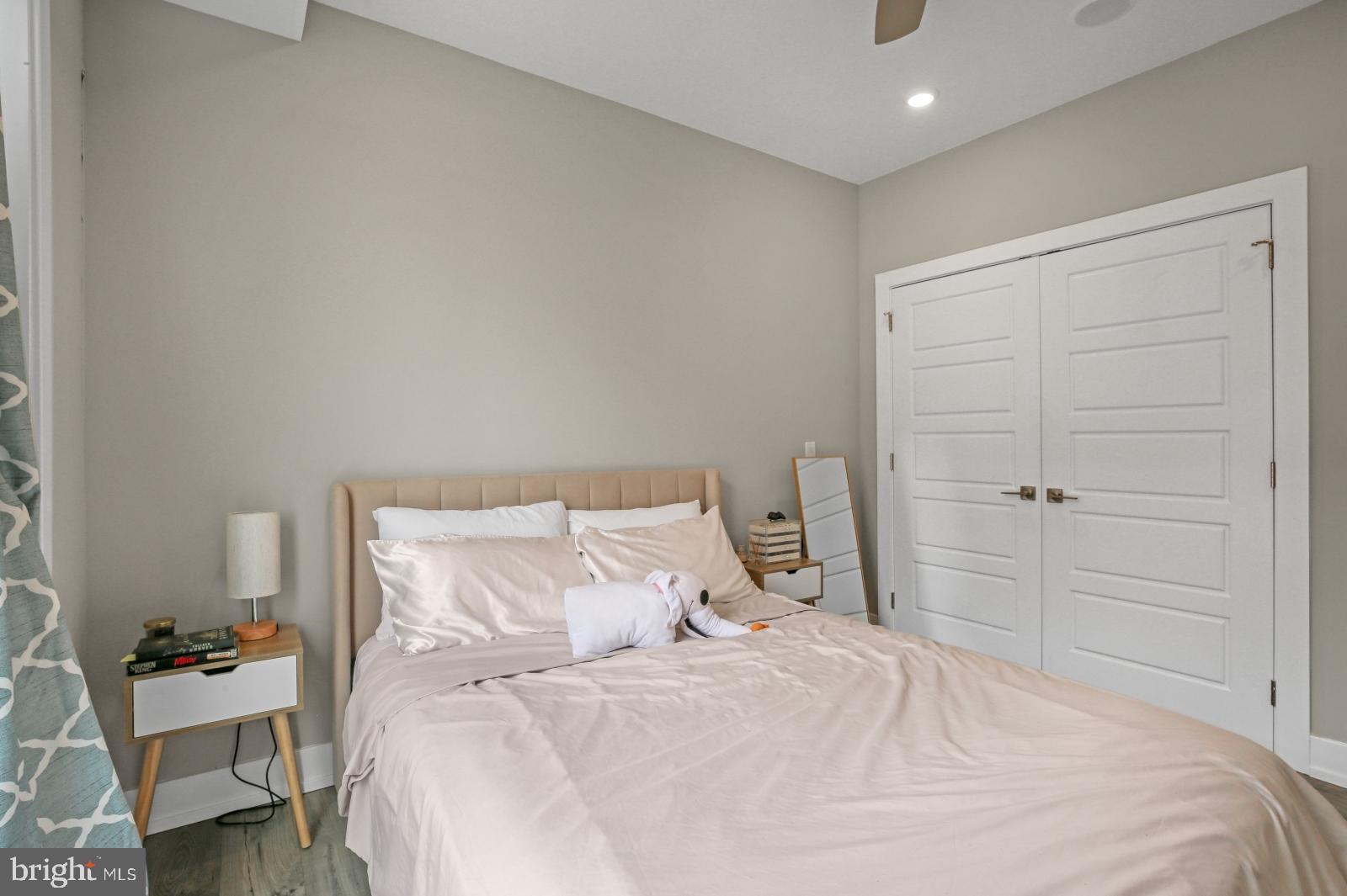 PHILADELPHIA (NORTH) - Residential Lease