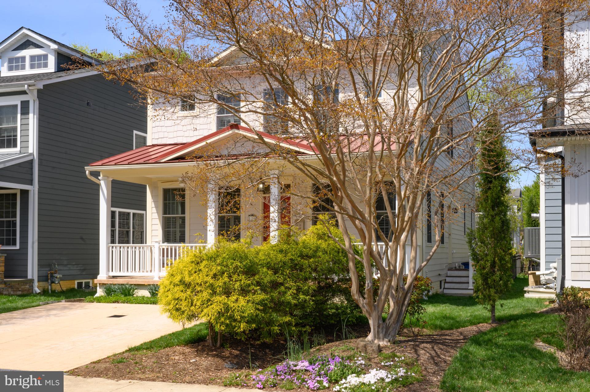 MURRAY HILL - Residential