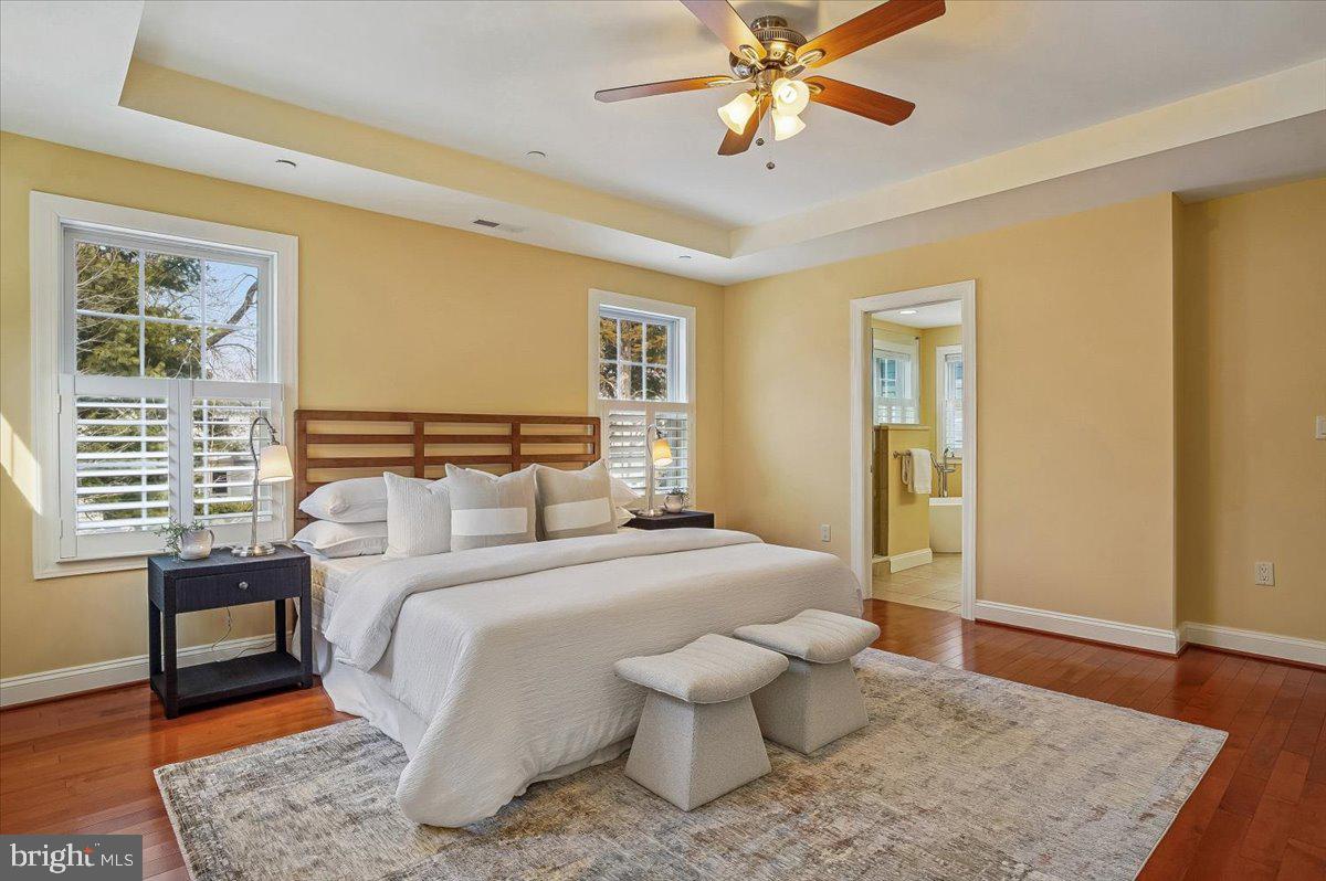 MURRAY HILL - Residential