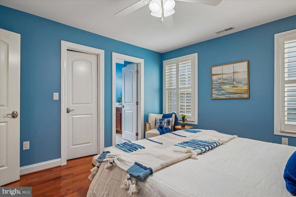 MURRAY HILL - Residential