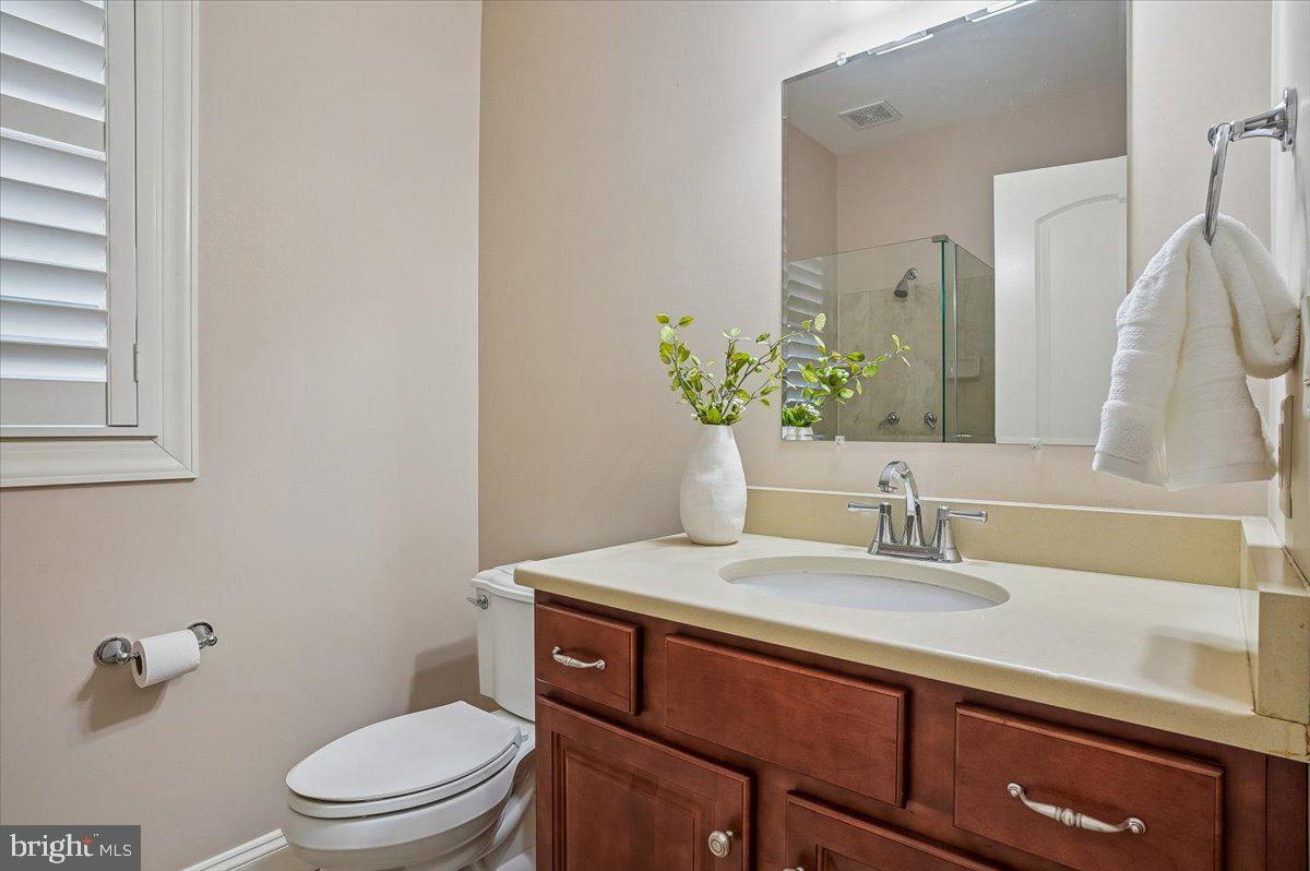 MURRAY HILL - Residential