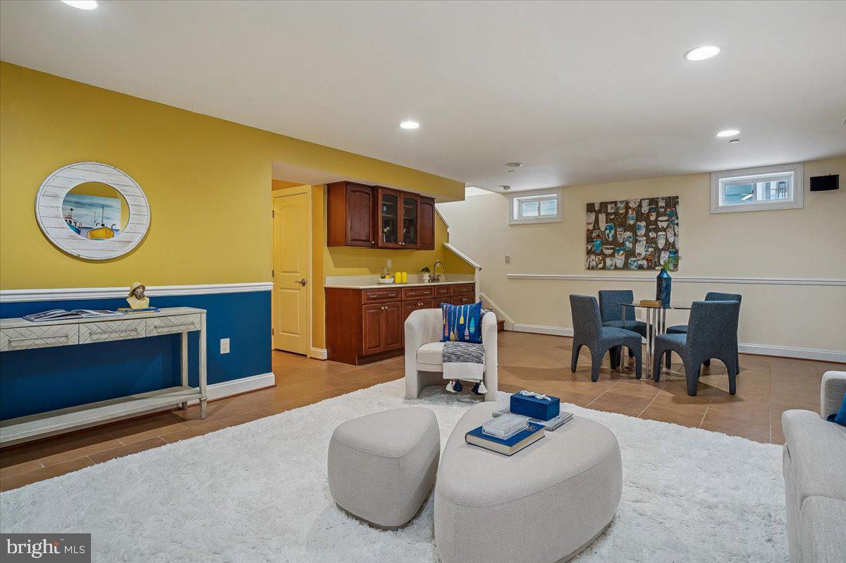 MURRAY HILL - Residential