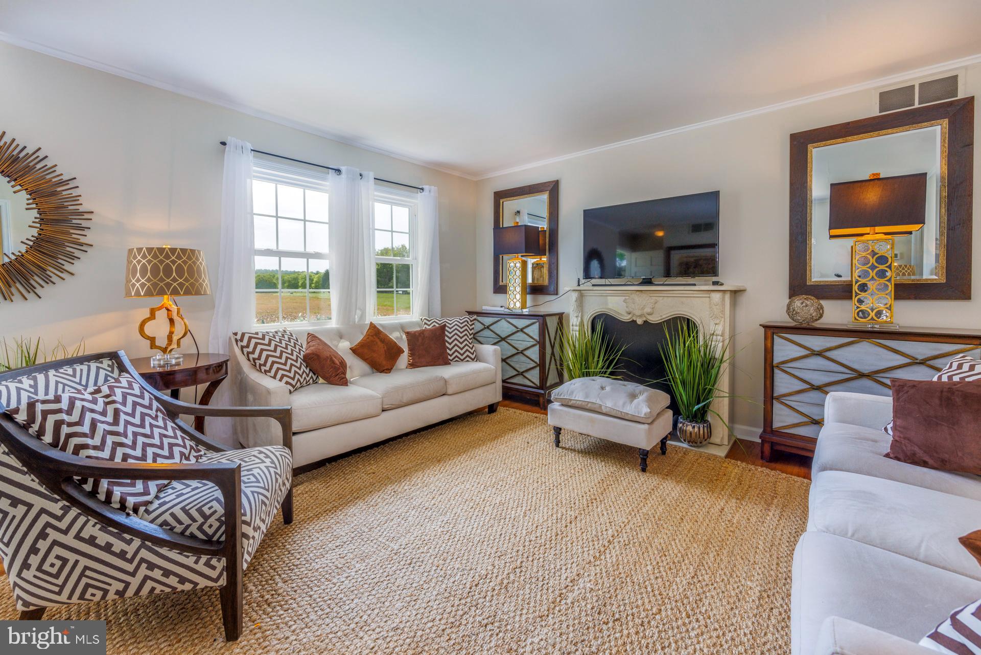 WOODLAWN FARM - Residential