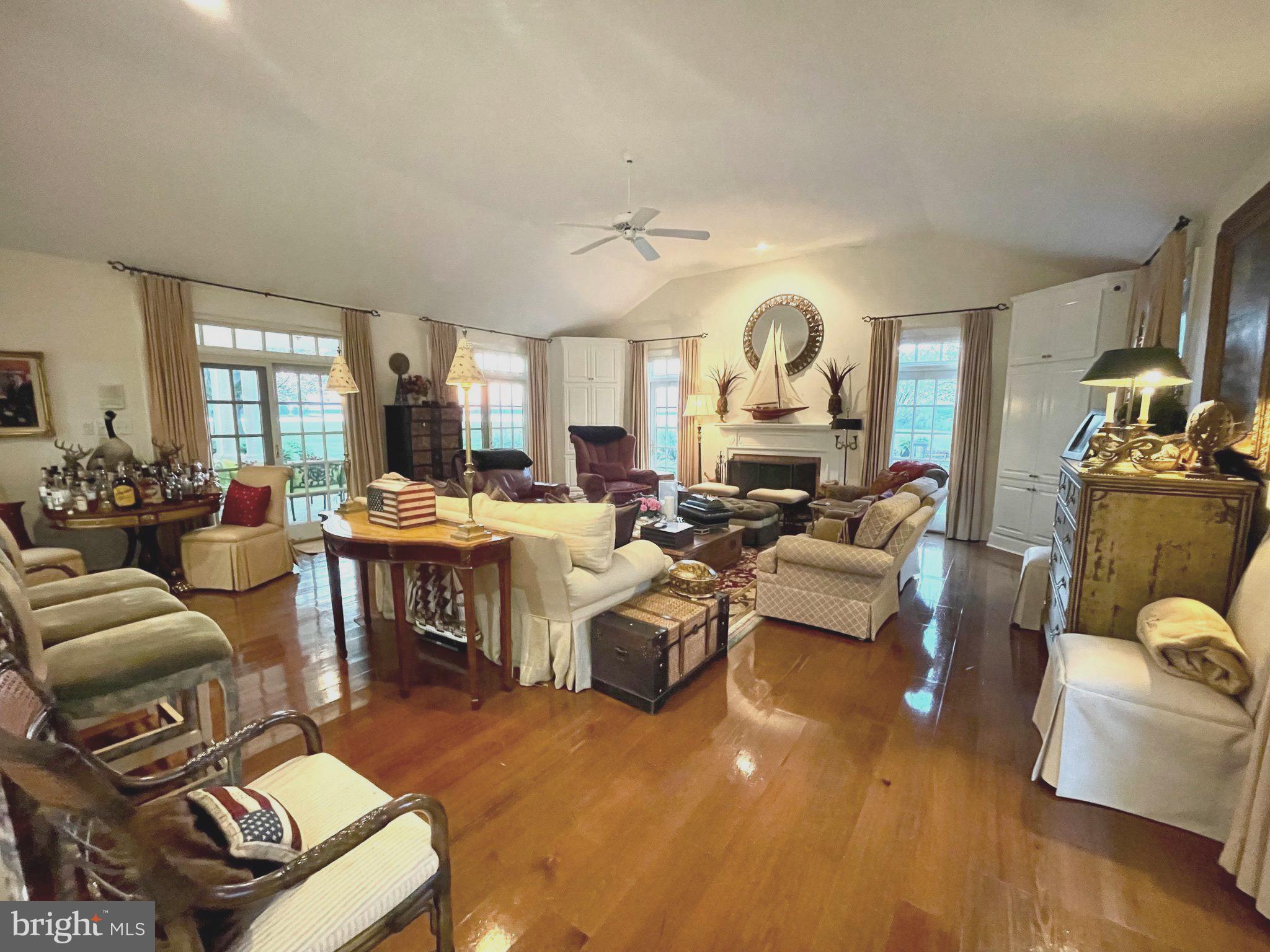 WOODLAWN FARM - Residential