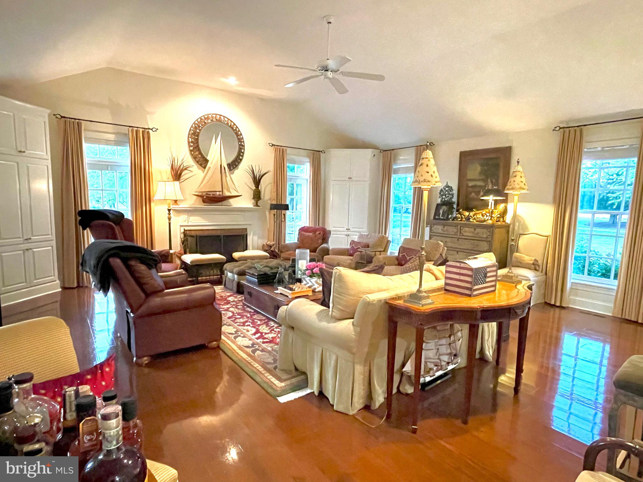 WOODLAWN FARM - Residential