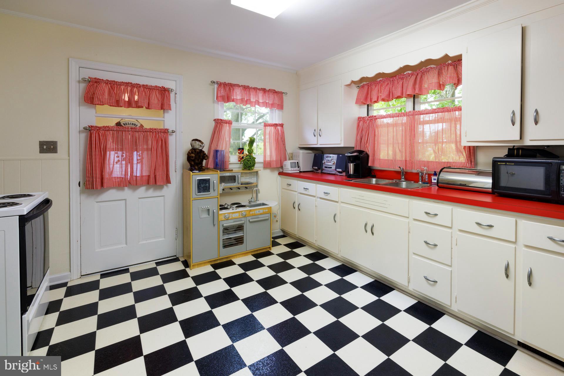 WOODLAWN FARM - Residential