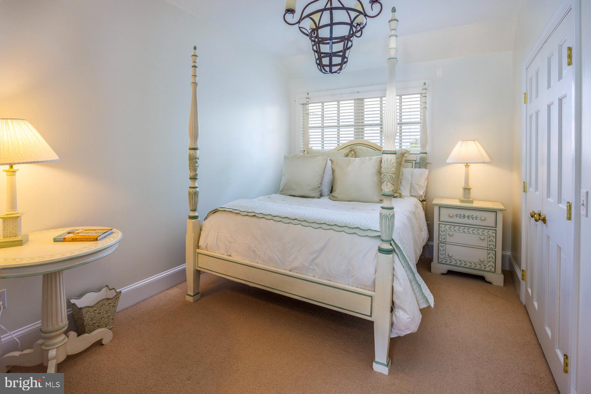 WOODLAWN FARM - Residential