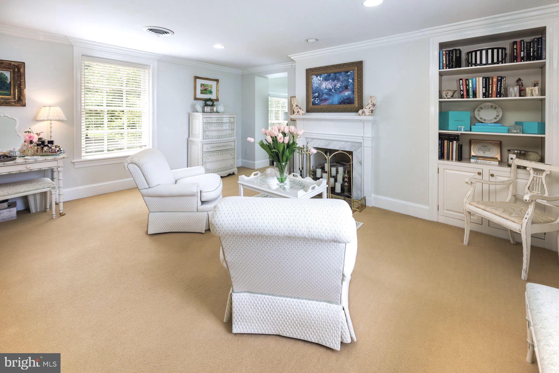 WOODLAWN FARM - Residential