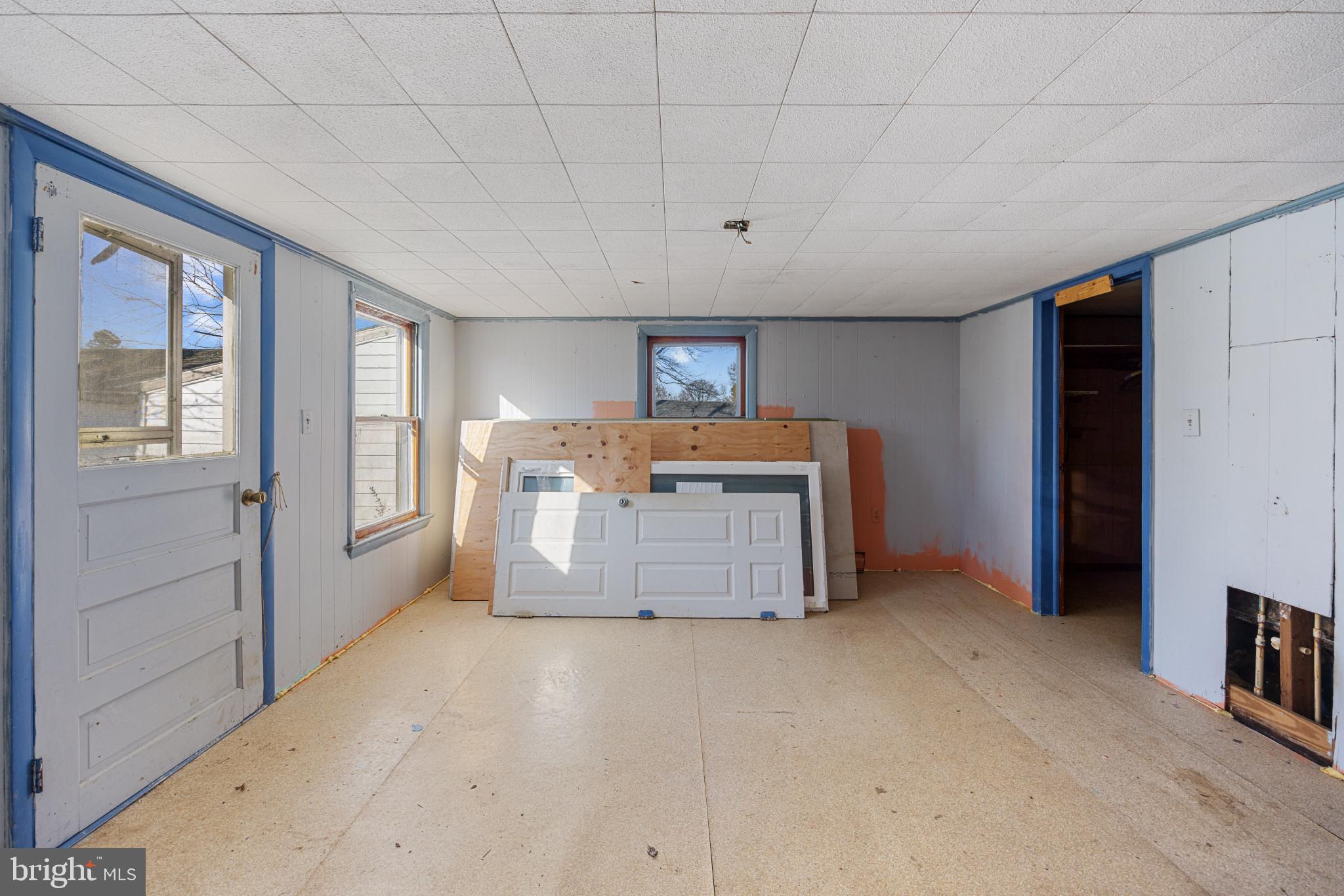 TILGHMAN - Residential