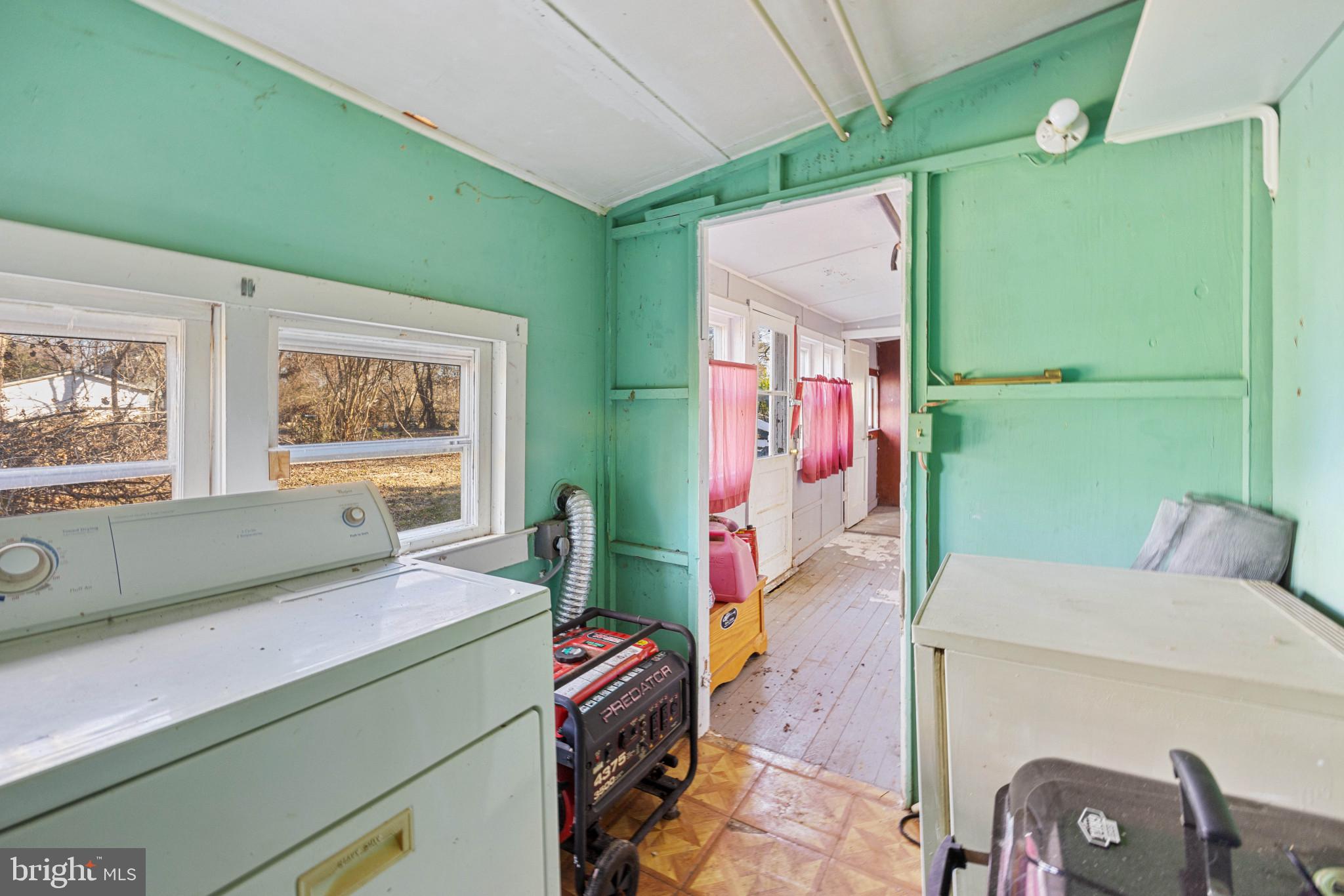 TILGHMAN - Residential