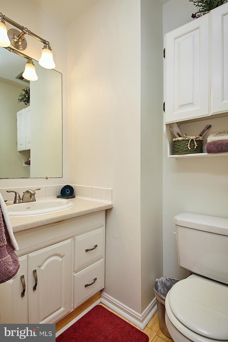 RESTON - Residential