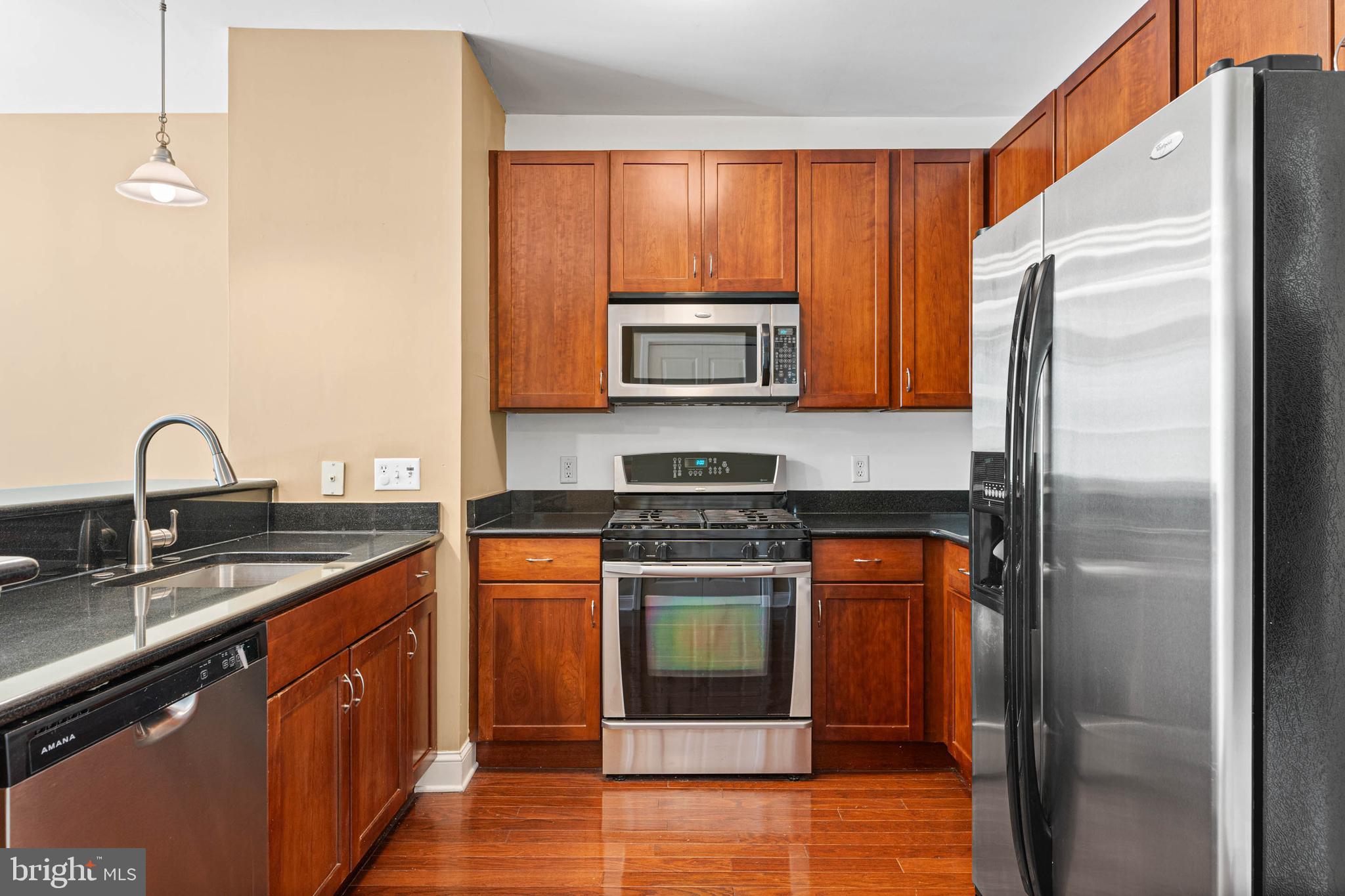 THE GRANDE AT RIVERVIEW - Residential
