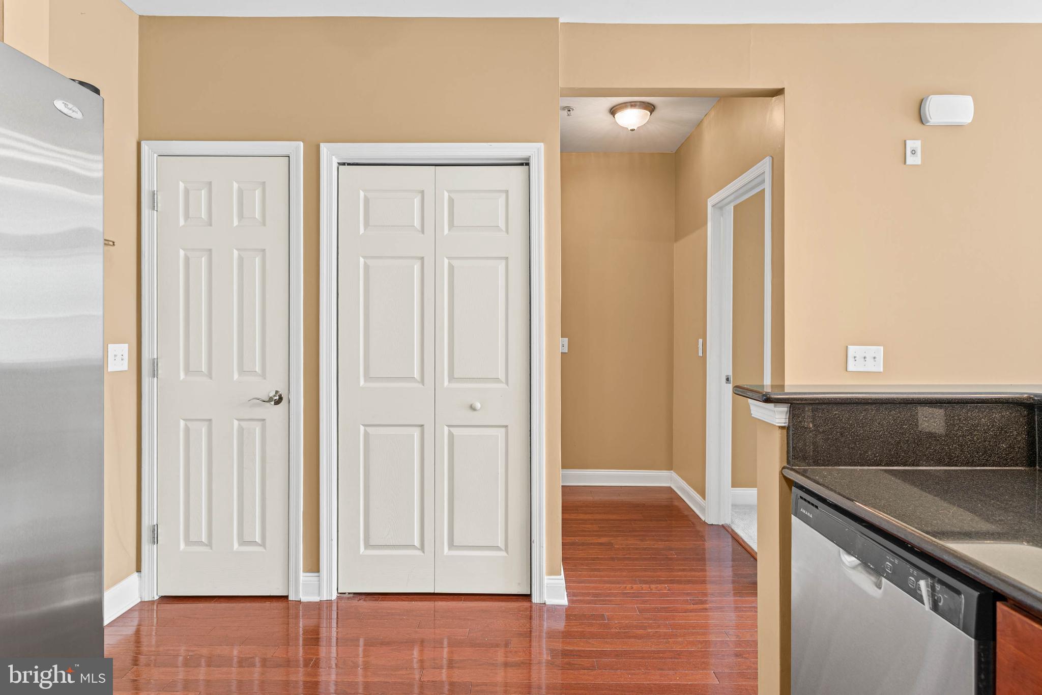 THE GRANDE AT RIVERVIEW - Residential
