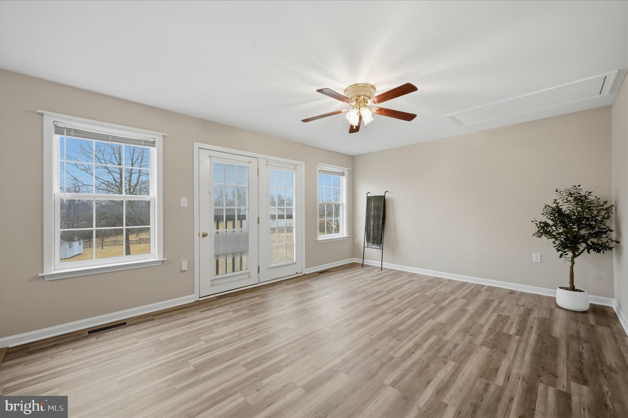 GAP VIEW VILLAGE - Residential