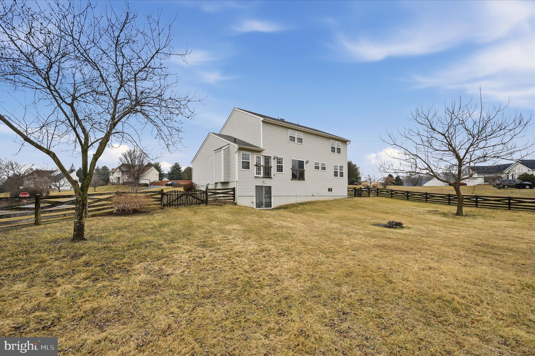 GAP VIEW VILLAGE - Residential