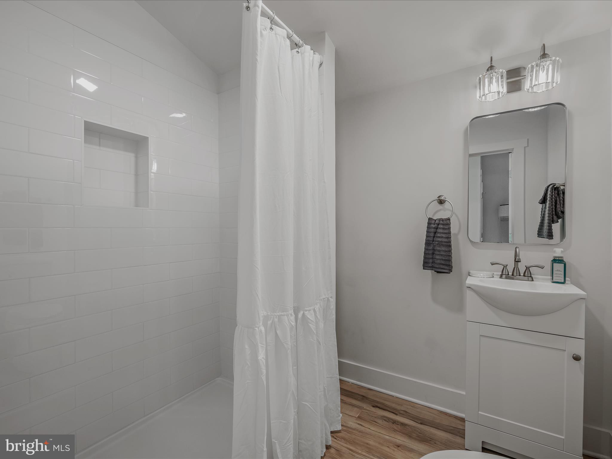 GLENWOOD FOREST - Residential