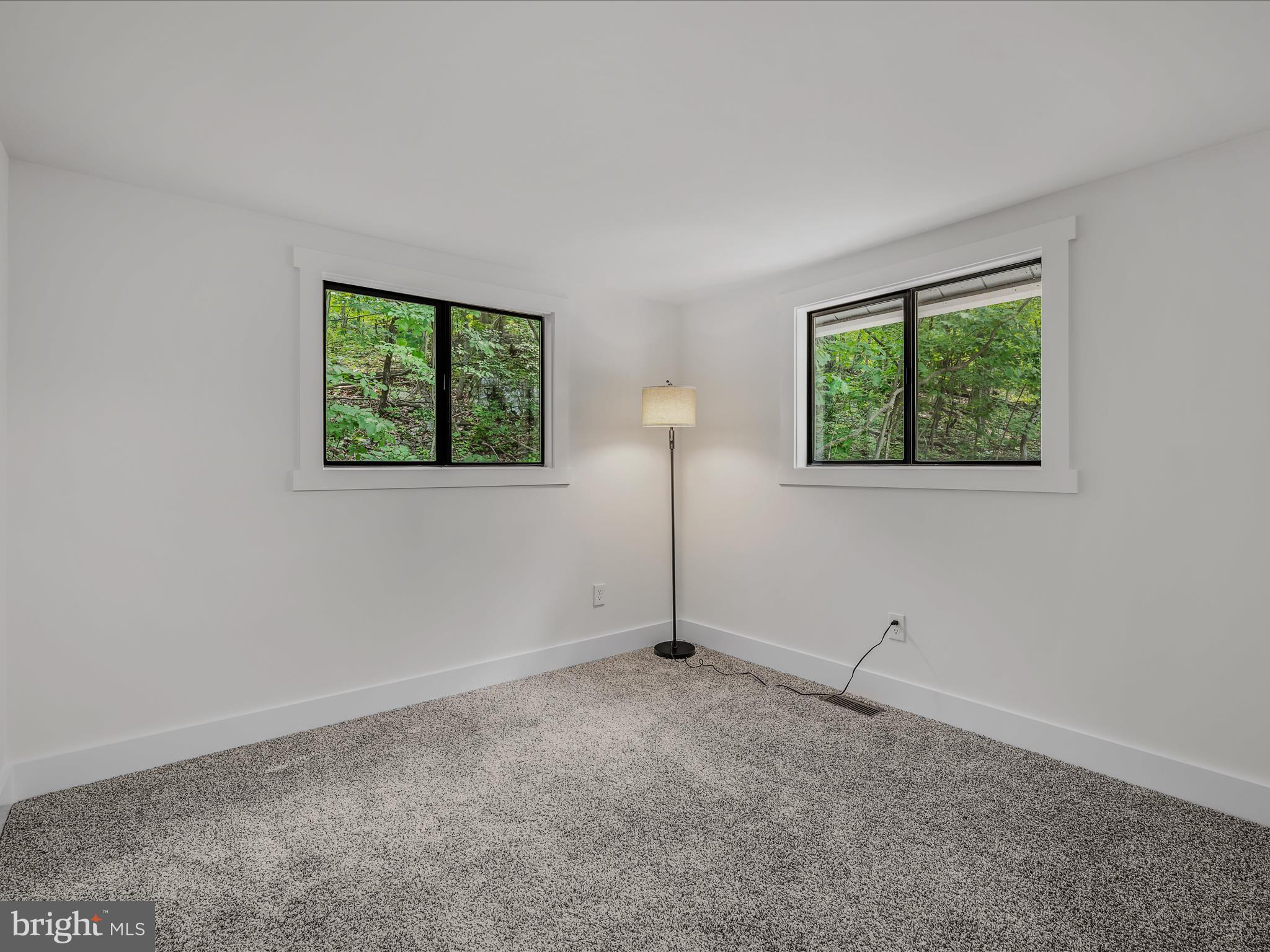 GLENWOOD FOREST - Residential