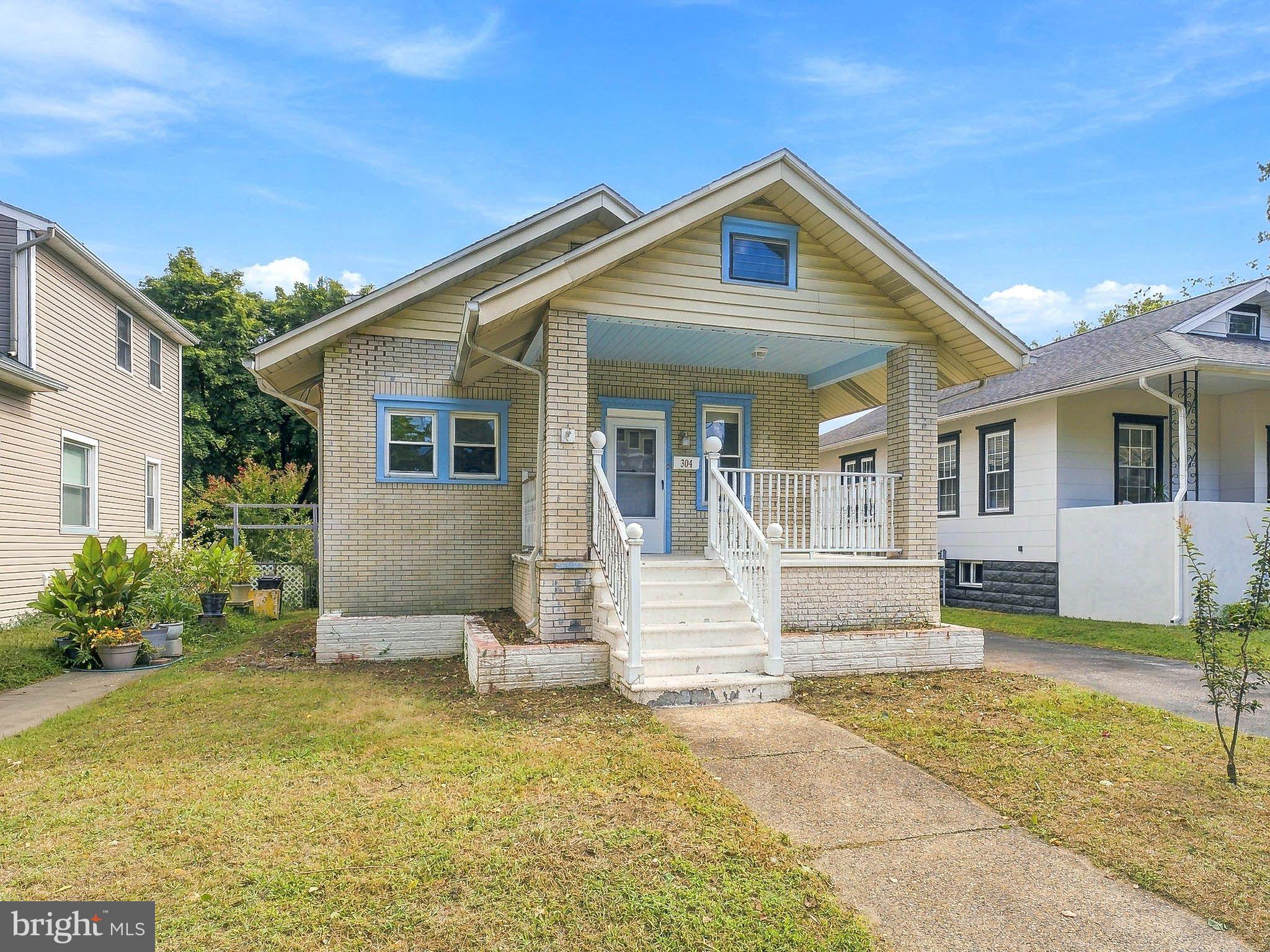304 WOODLAWN TERRACE