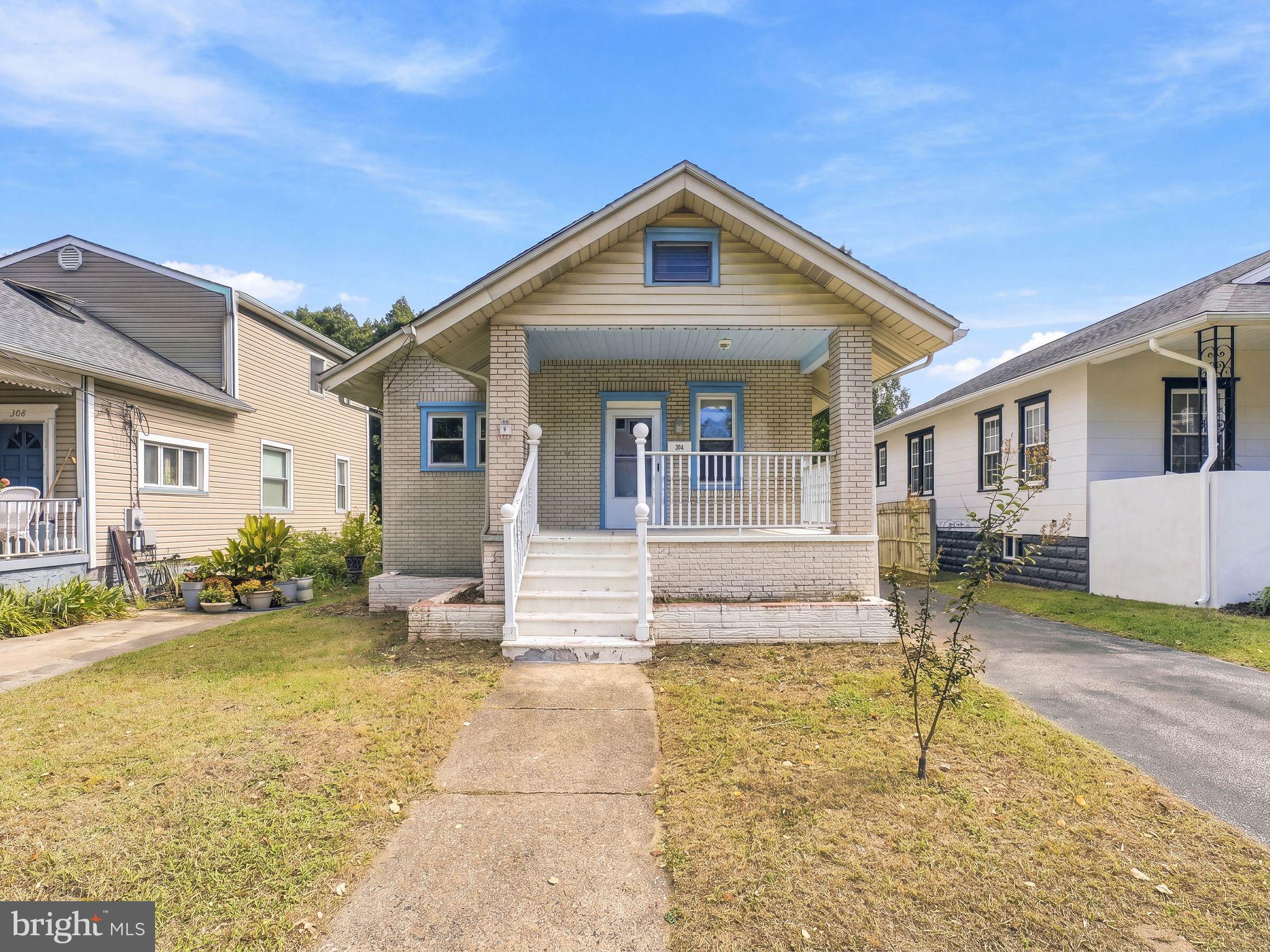 304 WOODLAWN TERRACE